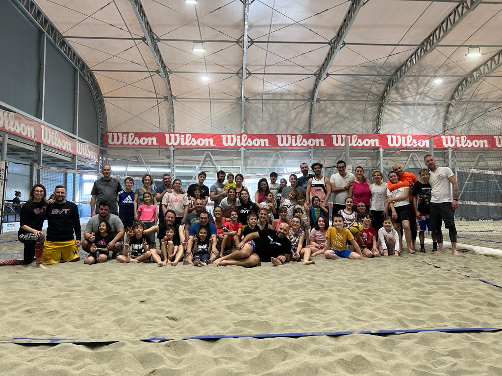 Gruppo Figli Genitori Mini Beach Volley Beinasco 001